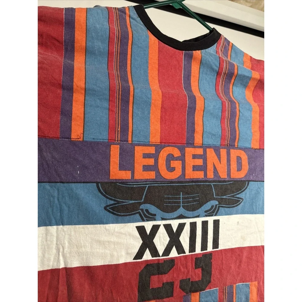 Michael Jordan NBA Chicago Bulls Tee T Shirt Size XL Multicolor Vintage Grail